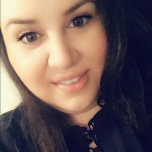 Meet your Posher, Dolores